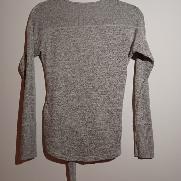 Abercrombie & Fitch Knit Side Wrap Cozy Top - Picture 3 of 7